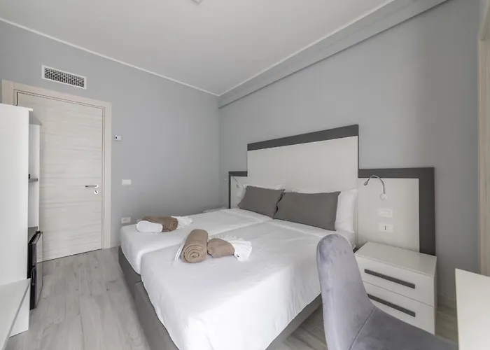 Chezromyk 2 The Kosher B&B